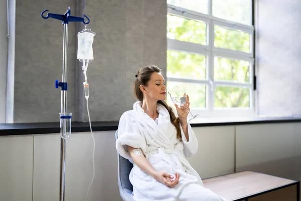 Unlocking the Benefits of IV Therapy for Total Wellness