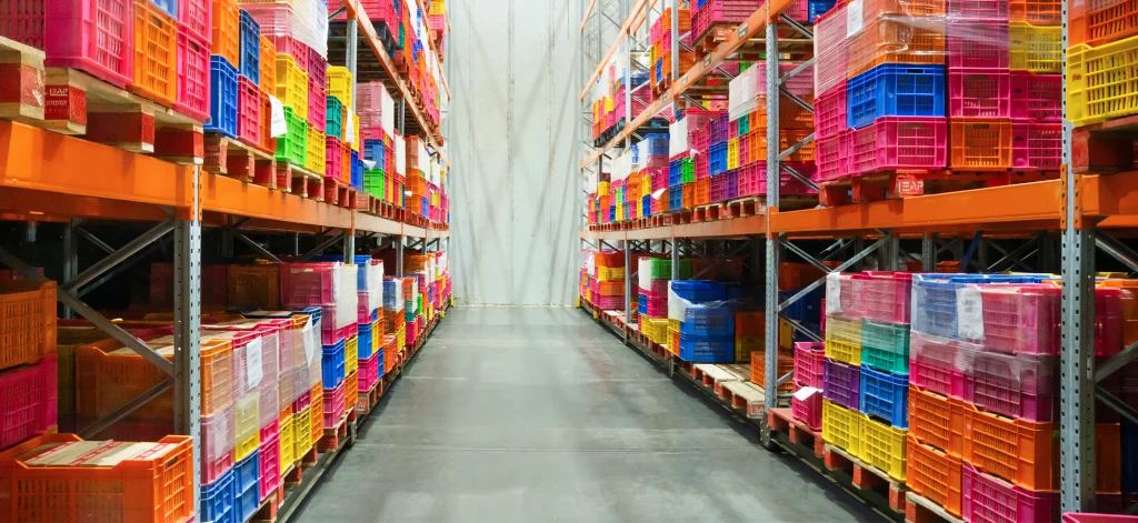 How families cut costs using cheapest self storage locally