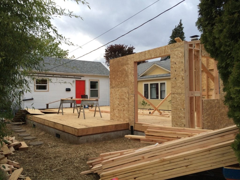 Finding a Reliable adu contractor portland for Your Backyard Project