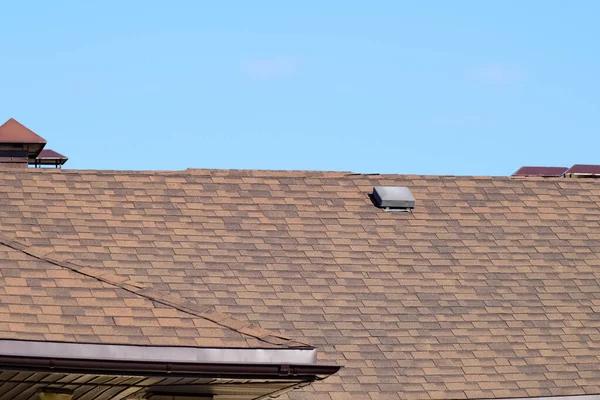 When Is the Right Time for Roof Replacements