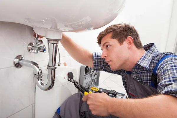 Essential Tips for Property Owners Replacing Old Plumbing Lines