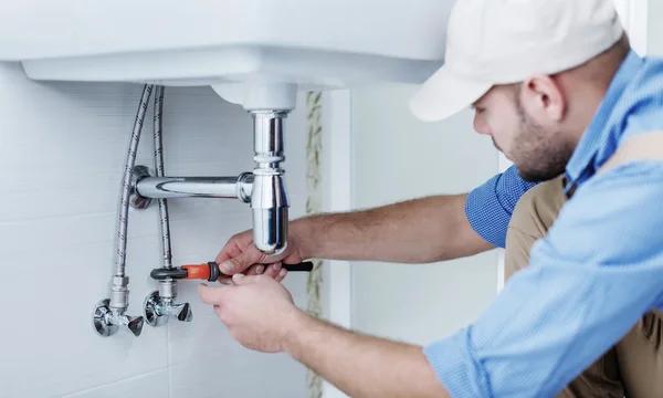 Water Heater Problems Knowing When Repair or Replacement Makes Sense