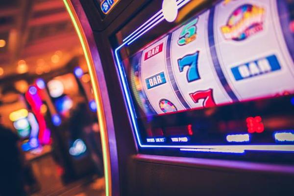 Explore Engaging Baccarat Games through an online casino Singapore Site for Enthusiasts
